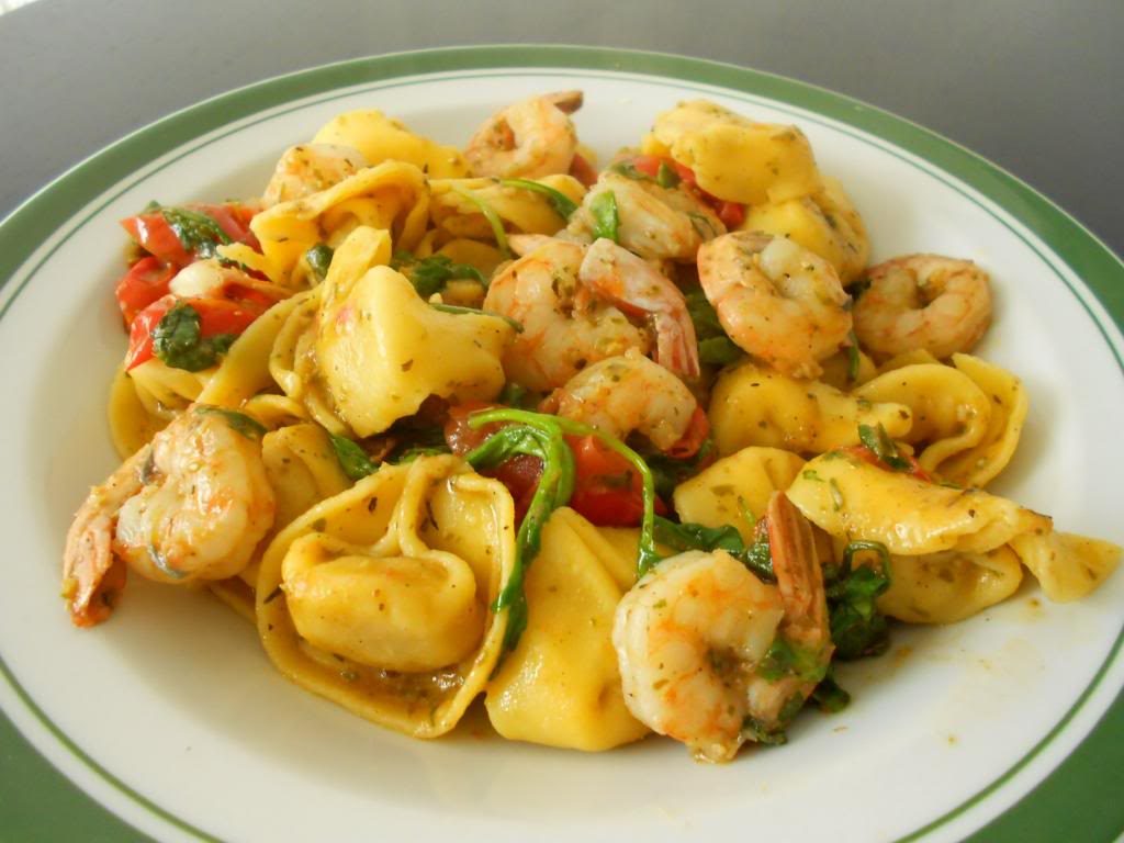 Salami Tortellini con Gamberetti e Rocula