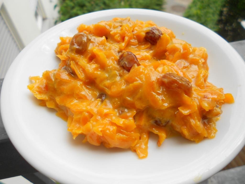 Gajar ka Halwa (Creamy sweet carrots)