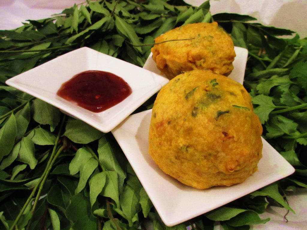 Batata Vada (Fried Potato Dumpling)