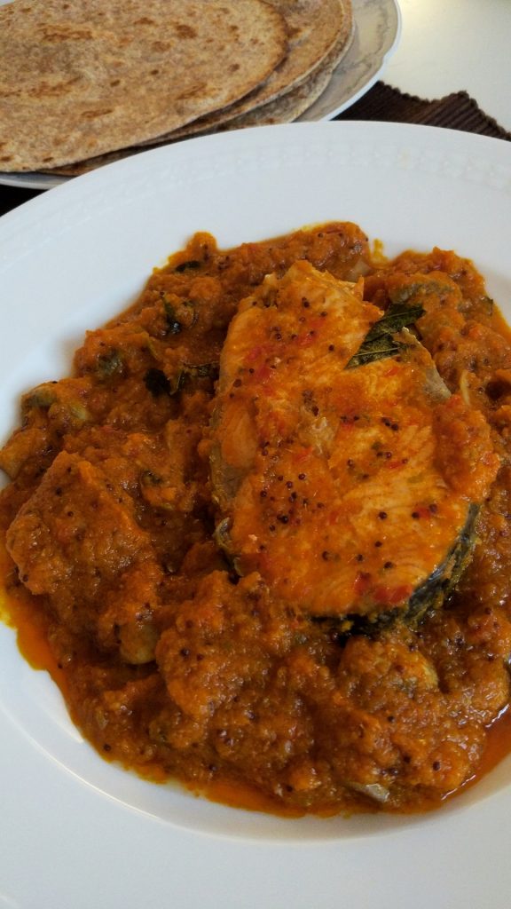 Salmon in spicy mushroom curry